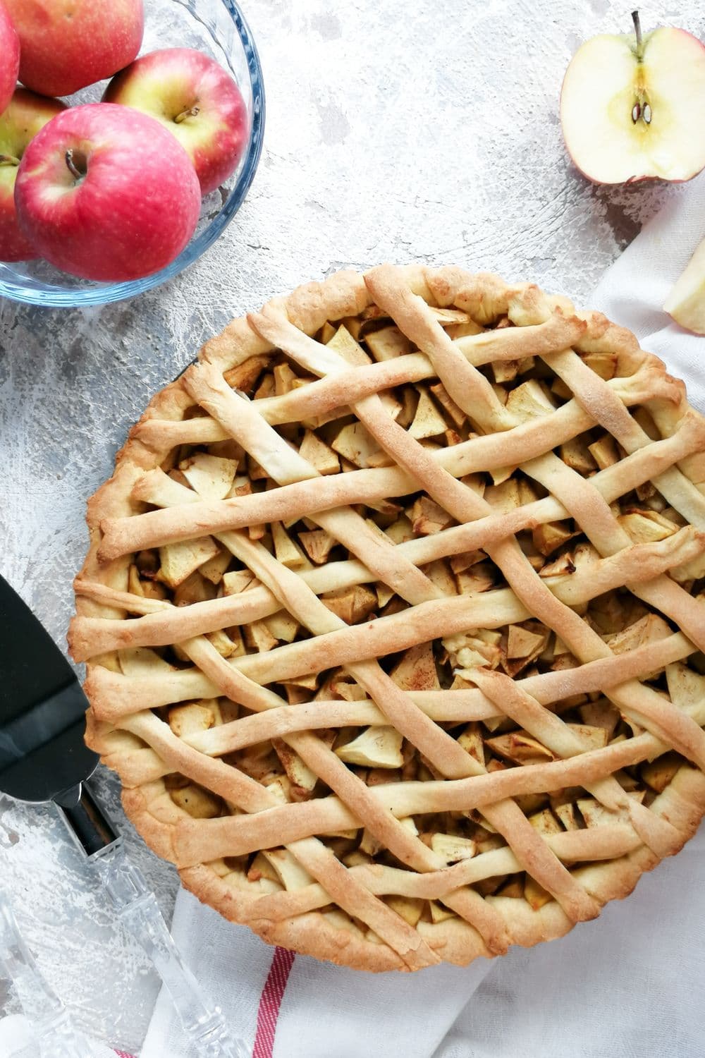 Classic Homemade Apple Pie Recipe