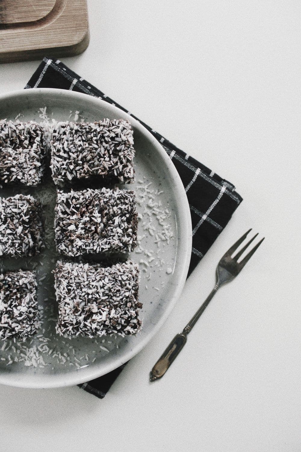 Classic Australian Lamingtons Recipe
