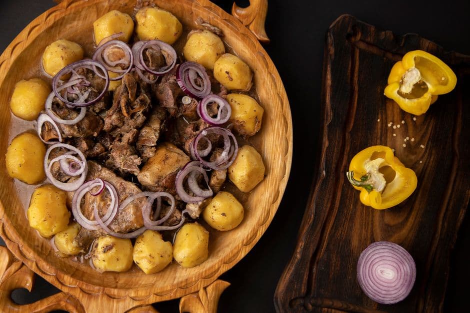 Peka (Lamb Under the Bell)