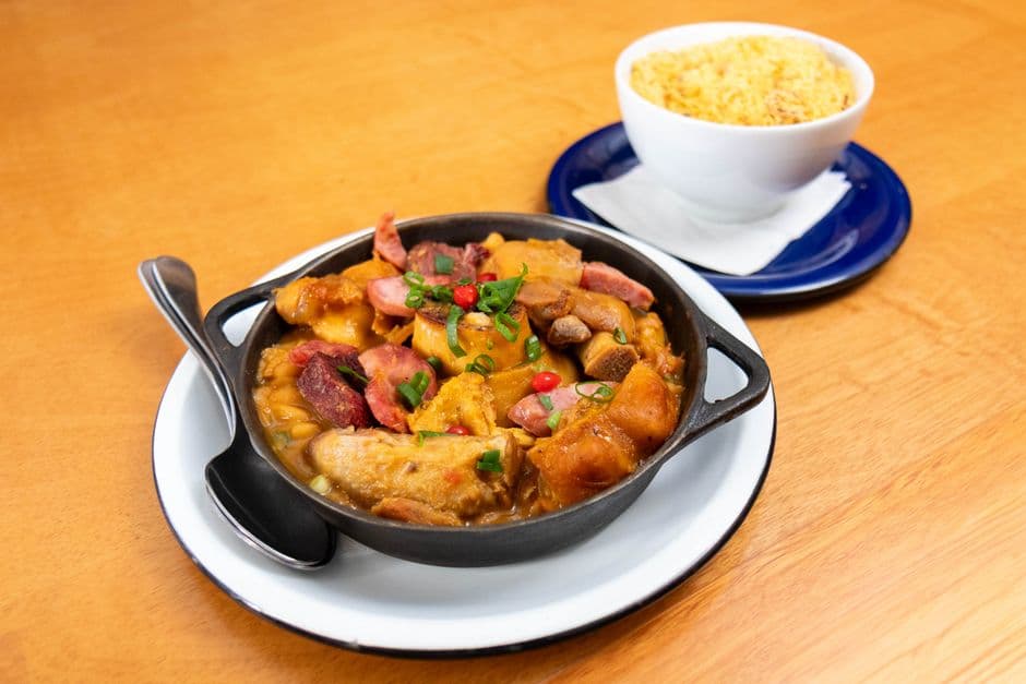 Dublin Coddle (Irish Sausage and Bacon Stew)