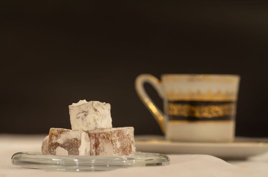 İrmik Helvası (Turkish Semolina Halvah)