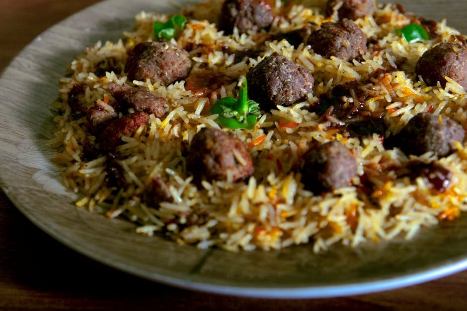 Nihari (Pakistani Slow-Cooked Beef Shank Stew)