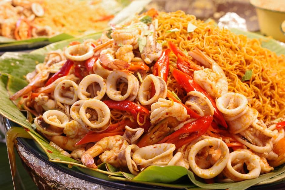 Singapore Hokkien Mee (Wok-Fried Prawn and Pork Noodles)