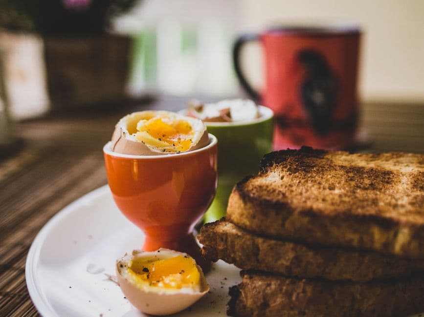 Kaya Toast con Uova Alla Coque