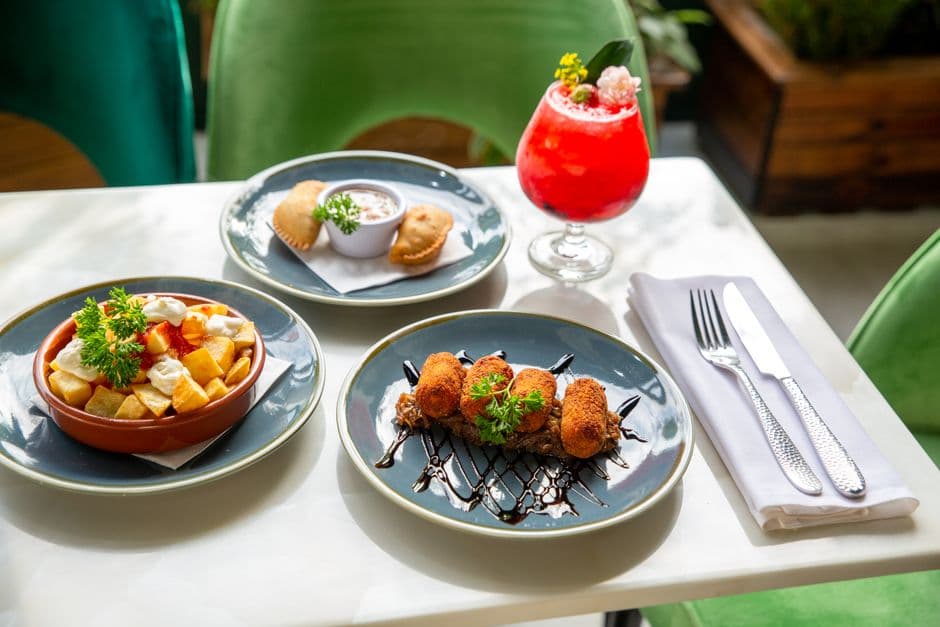 Croquetas de Jamón (Spanish Ham Croquettes)
