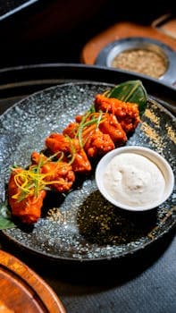 Buffalo Chicken Wings – Crispy Fried Wings in Fiery Butter Sauce