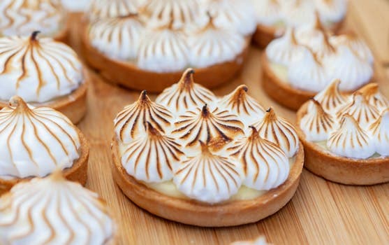 Classic Lemon Tart (Tarte au Citron)