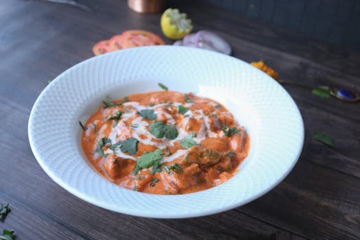 Paneer Butter Masala (Indian Cottage Cheese in Rich Tomato Sauce)