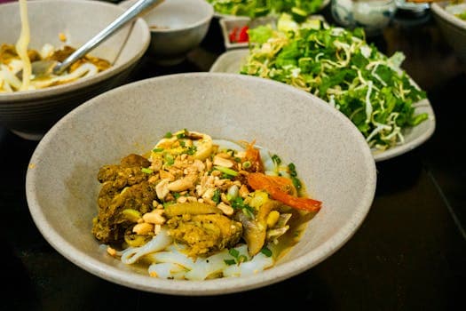 Cao Lau (Quang Nam Noodles with Pork and Greens)