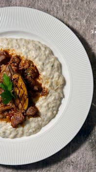 Hünkâr Beğendi (Sultan's Delight — Lamb on Smoked Aubergine Purée)